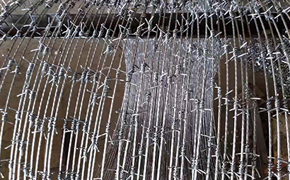 單股螺旋鋼絲刺網（蛇腹型）